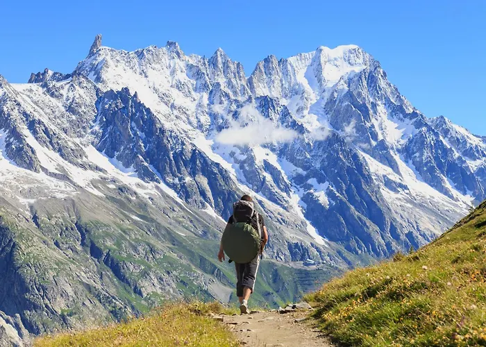Cozy With Garden In - Happy 아파트 쿠르마예